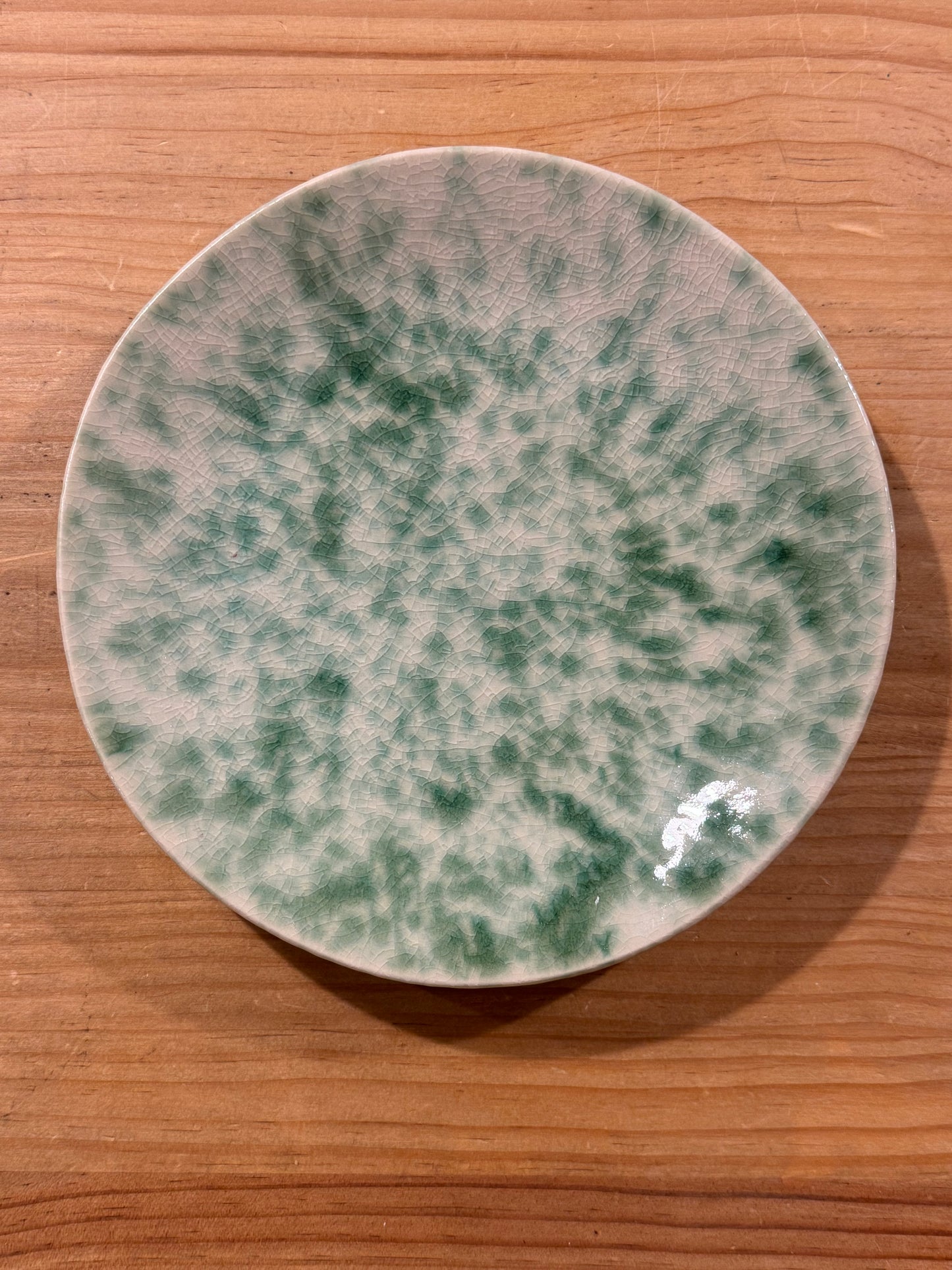 Plato Pequeño Cerámica Verde con Cristales Azules