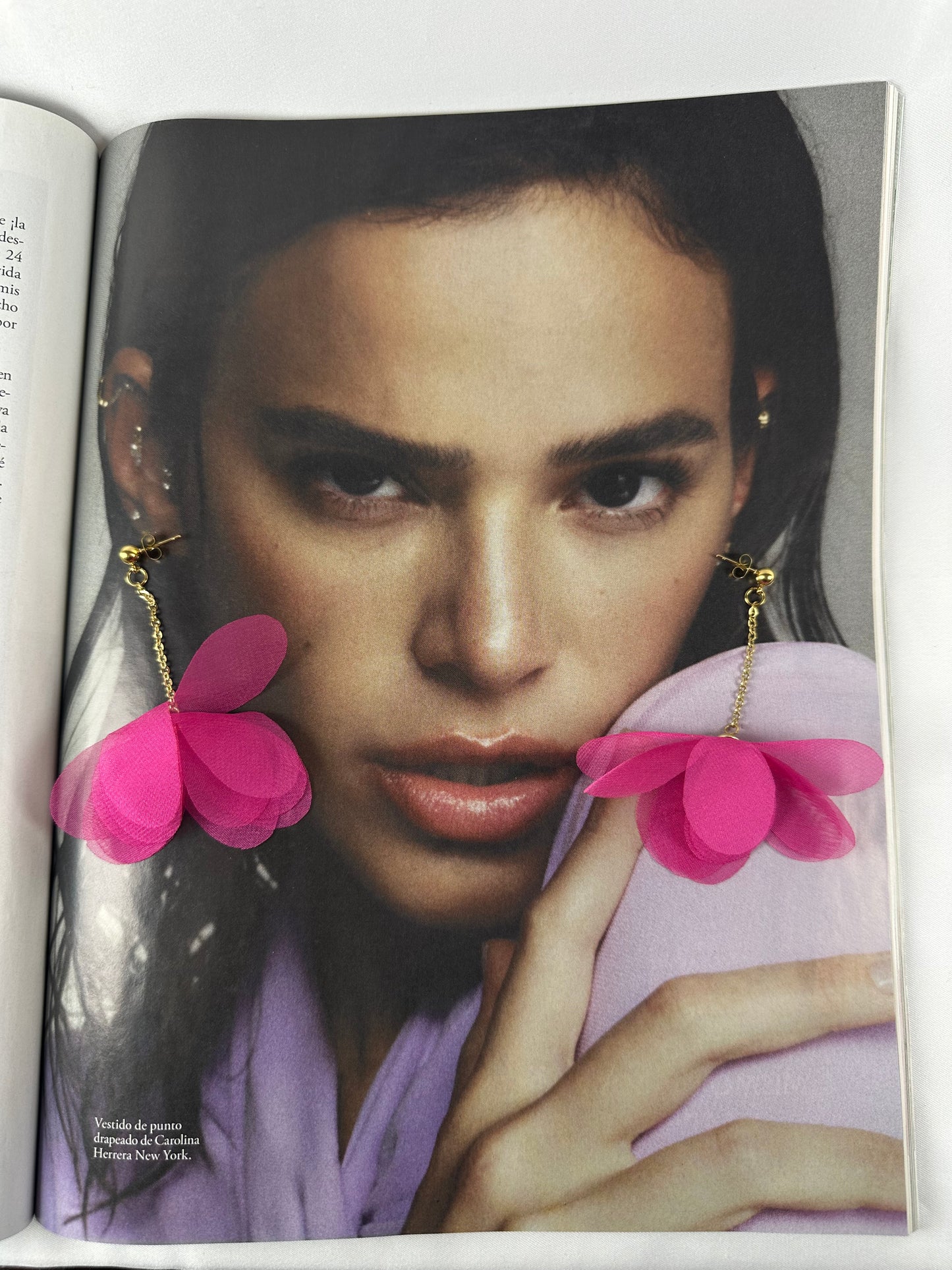 Pendiente Flor Colgando Tela Fucsia Magenta