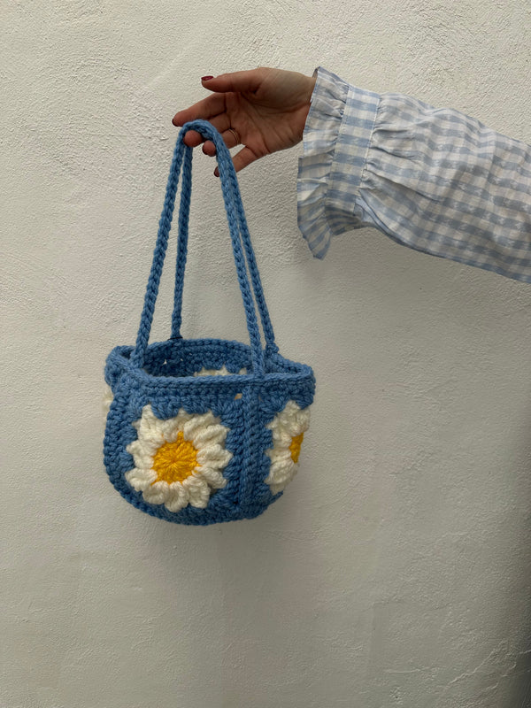 Bolso Ganchillo Azul con Flores Naranjas
