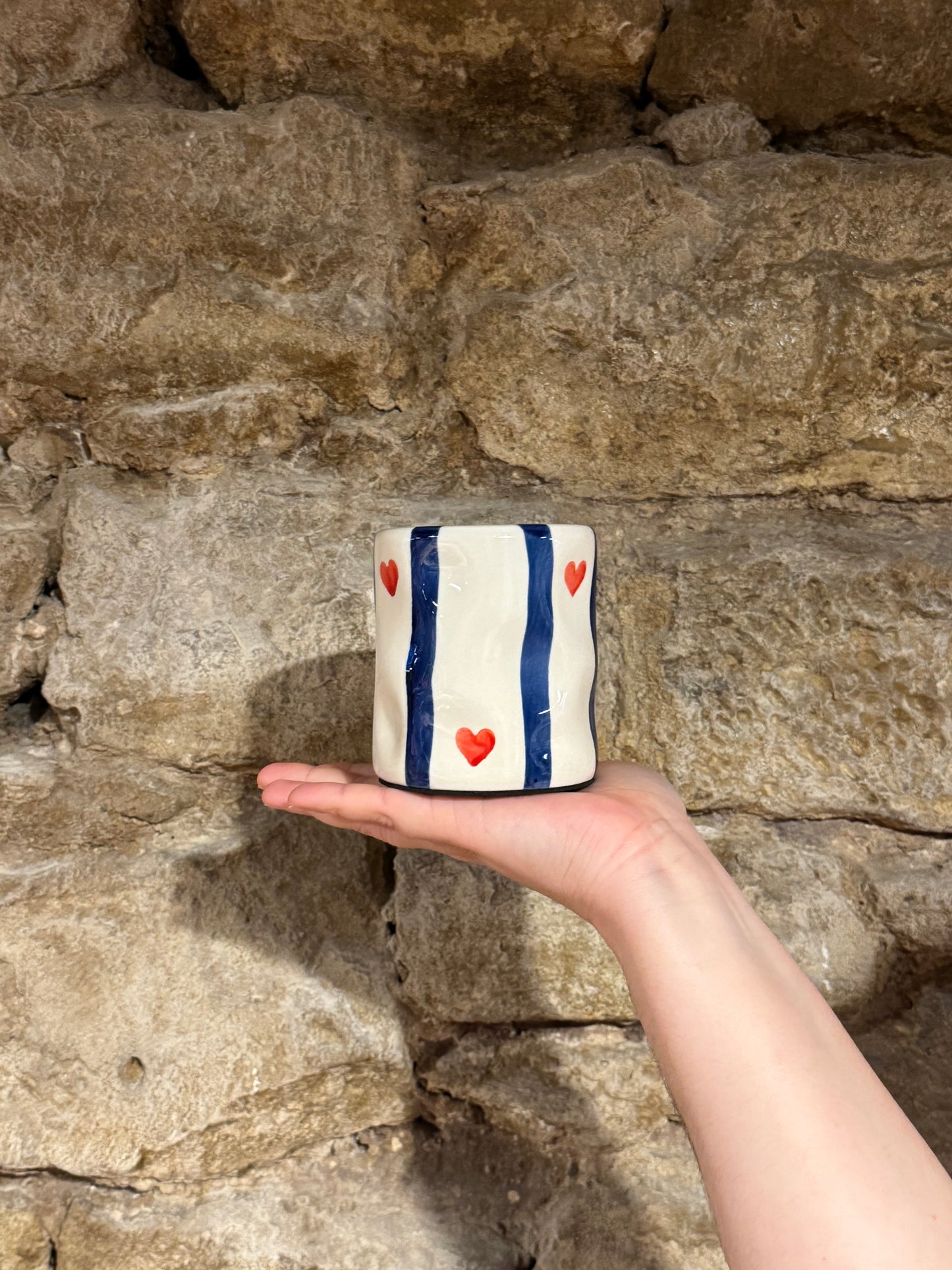 Vaso Rayas Azul con Corazones