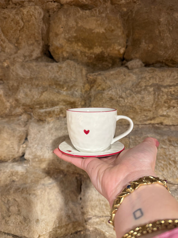 Taza Blanca Corazón Rojo con Plato