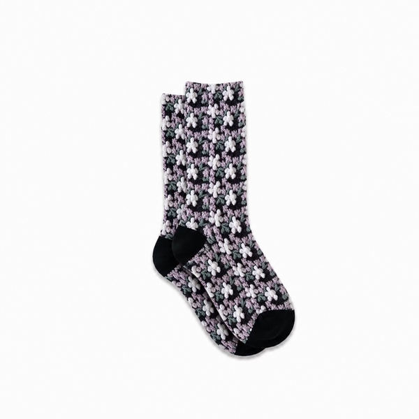 Calcetines Mujer Flores Fruncidas Bordadas Morado Blanca Puntera Negra