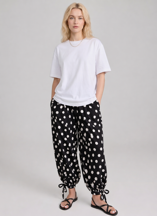 Pantalón Negro Lunares Bombacho