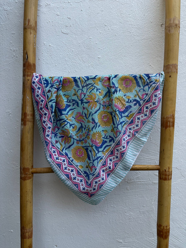 Pañuelo Tela India Azul Turquesa