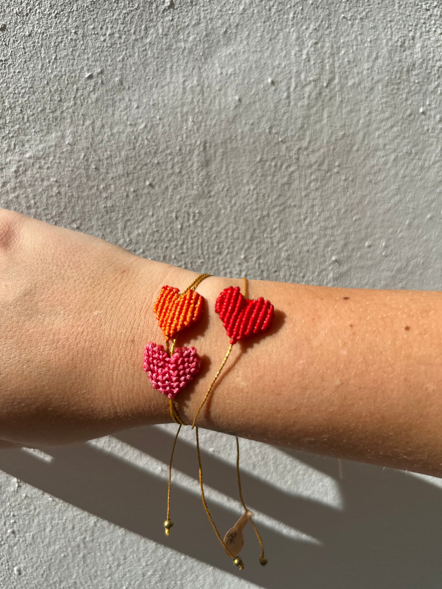 Pulsera Dorada Corazón Tejida Naranja