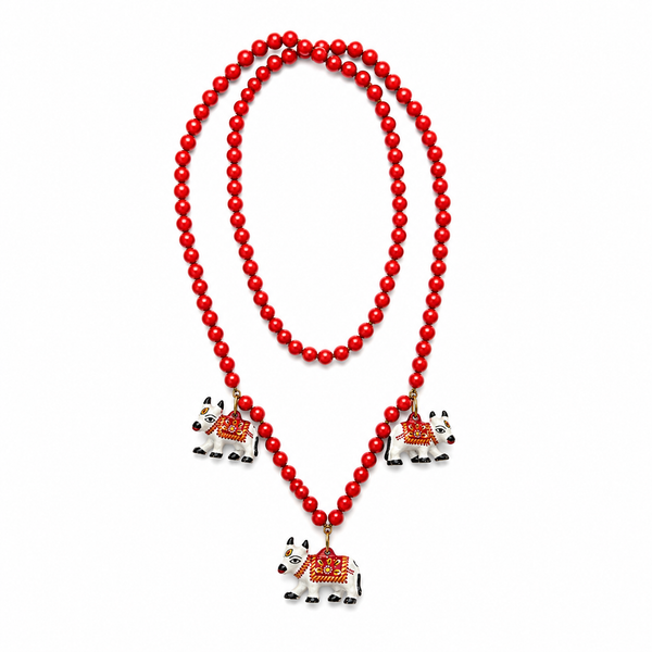 Collar Rojo con Tres Vacas
