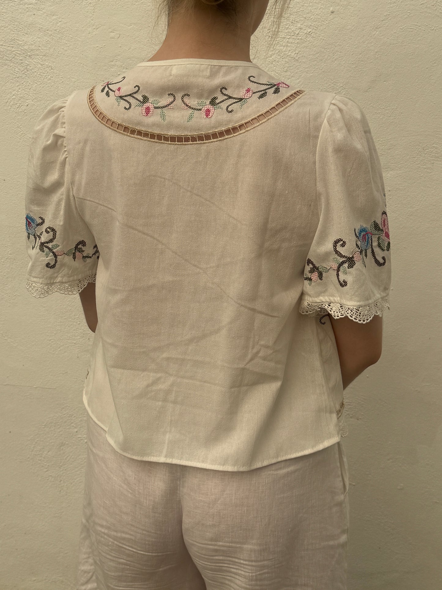 Blusa Mantel Punto de Cruz