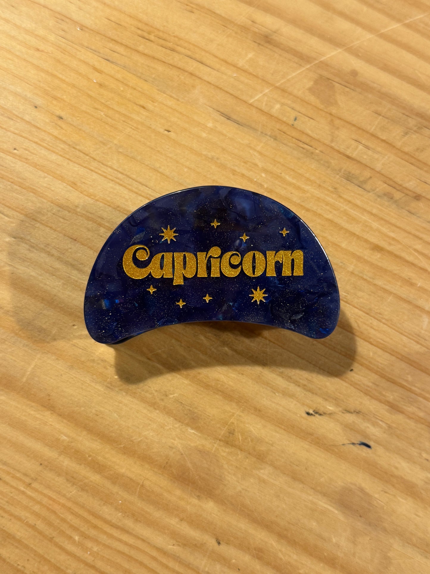 Pinza Horóscopo Capricornio