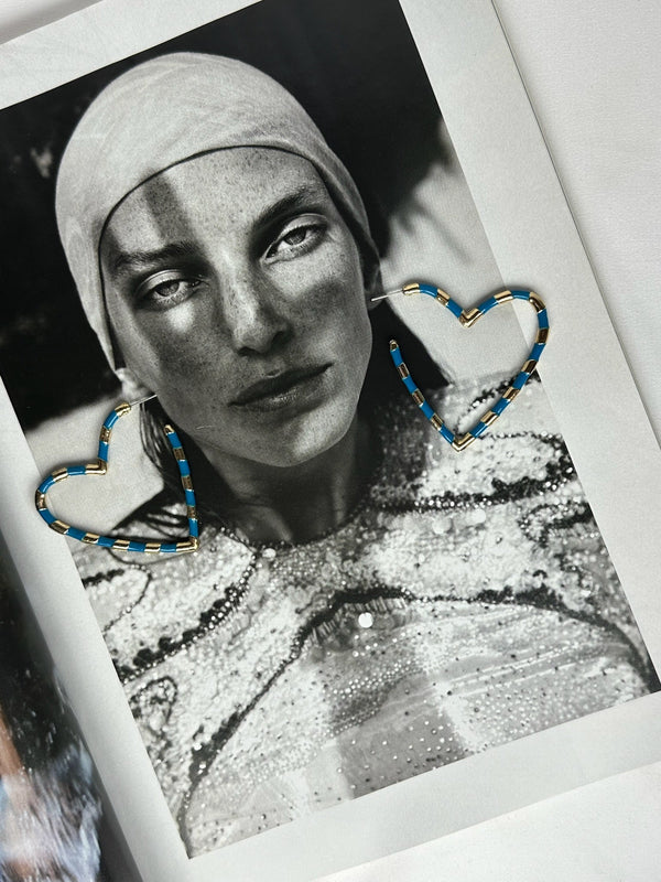 Pendientes Forma Corazón Rayas Esmaltadas Turquesa