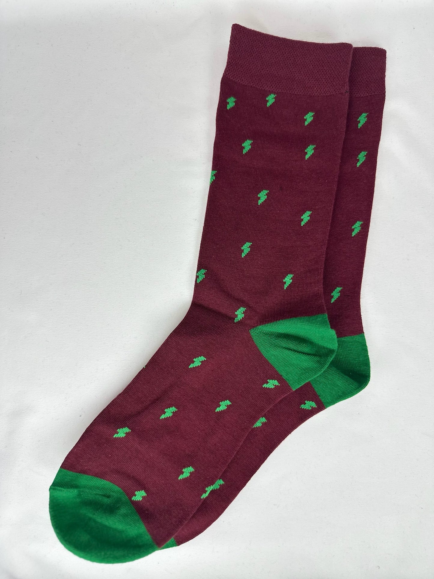 Calcetines Hombre Burdeos Rayos Verdes