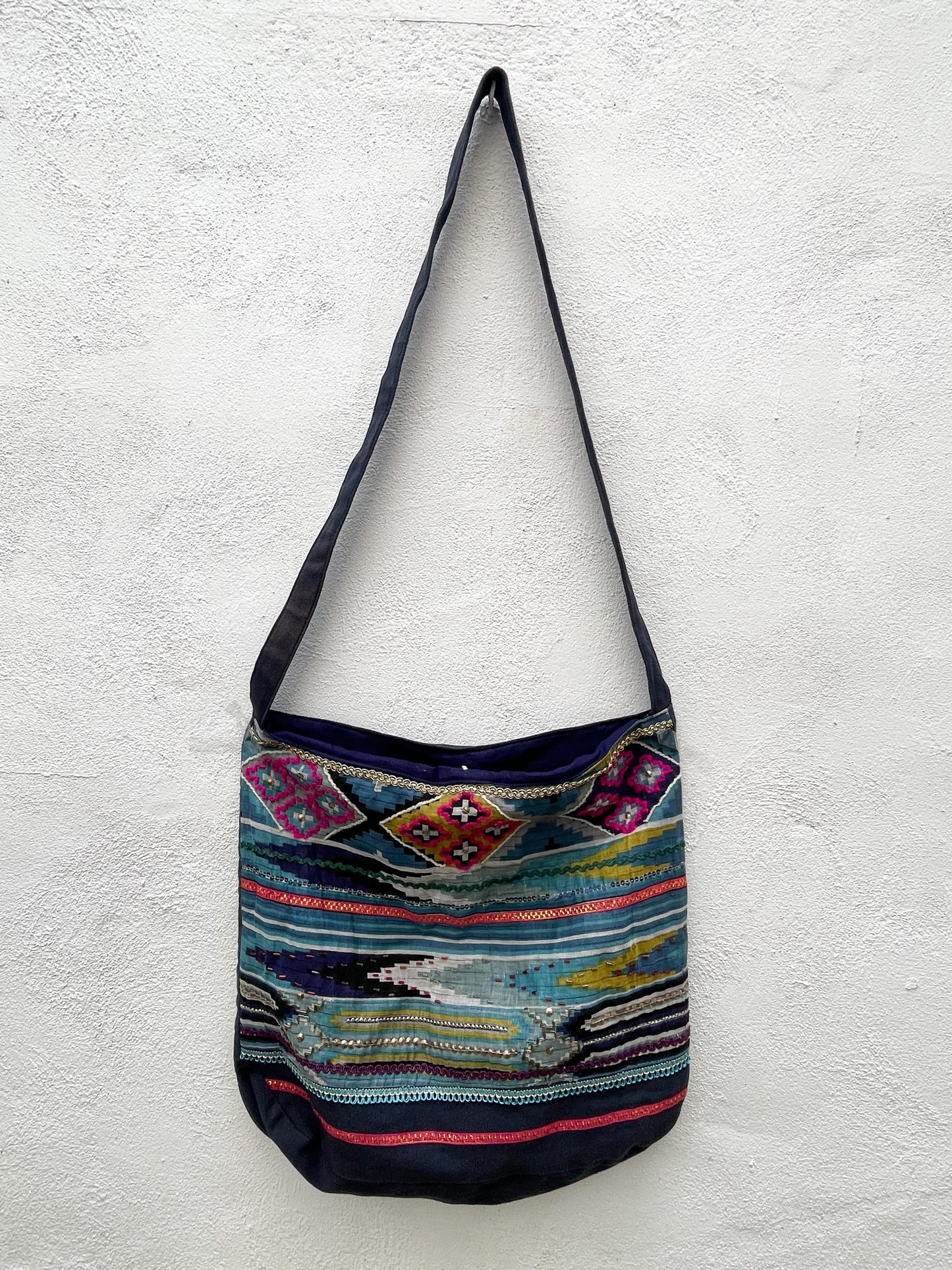 Bolso Étnico Fondo Azul
