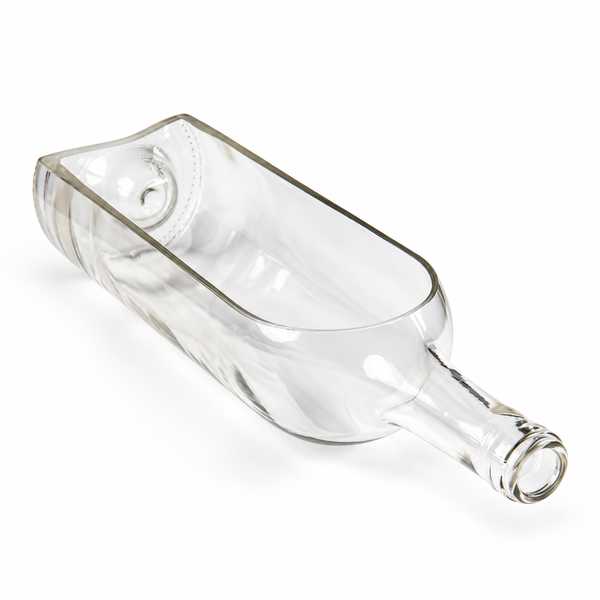 Bandeja de botella reciclada transparente grande — foto de estudio sobre fondo blanco