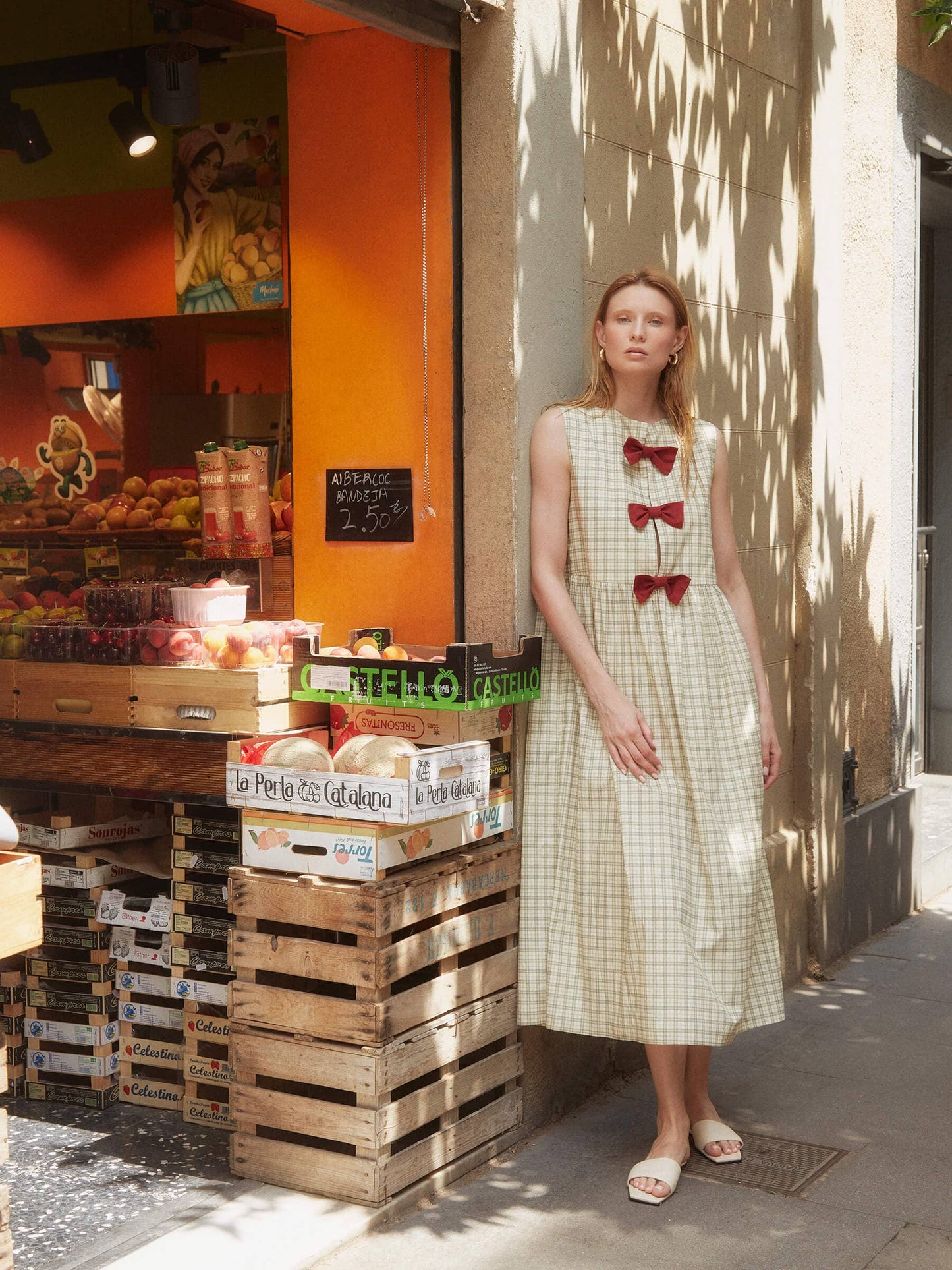 Vestido Cuadros Verde y Lazos Granates