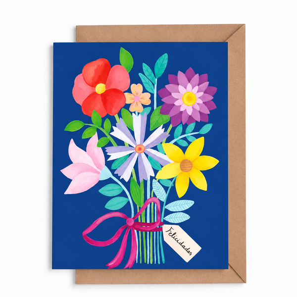 Postal Felicidades con sobre kraft sobre fondo blanco