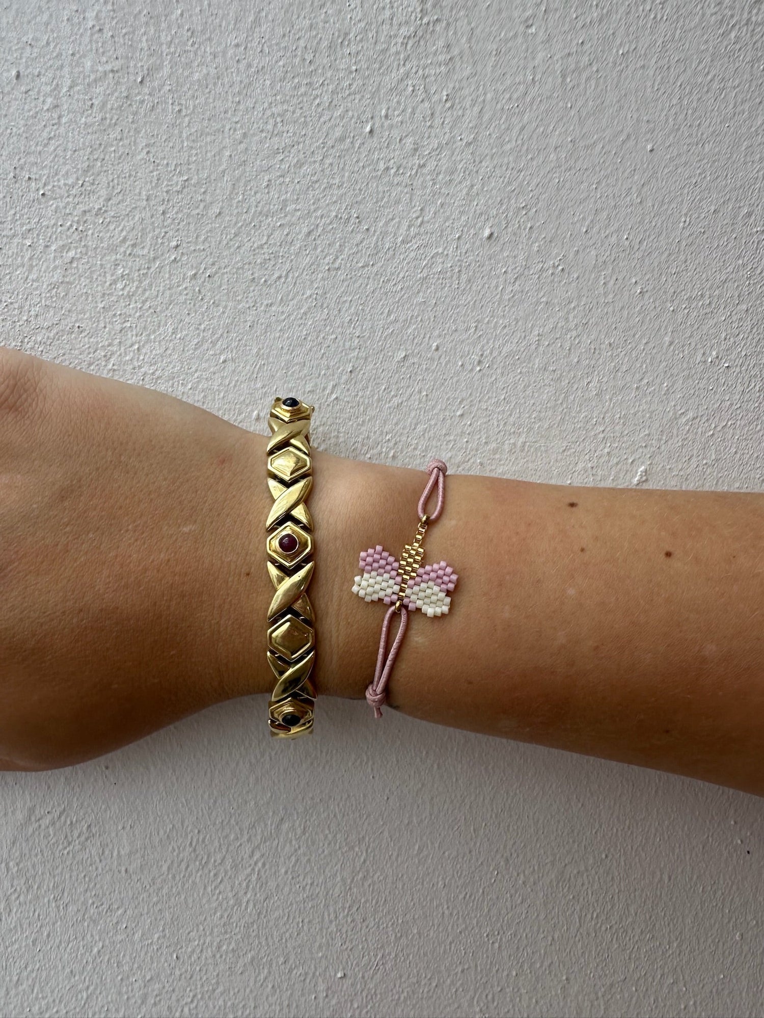 Brazaletes y Pulseras