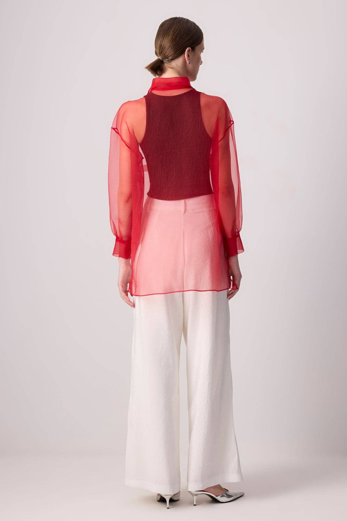 Camisa de Organza Roja con Botones