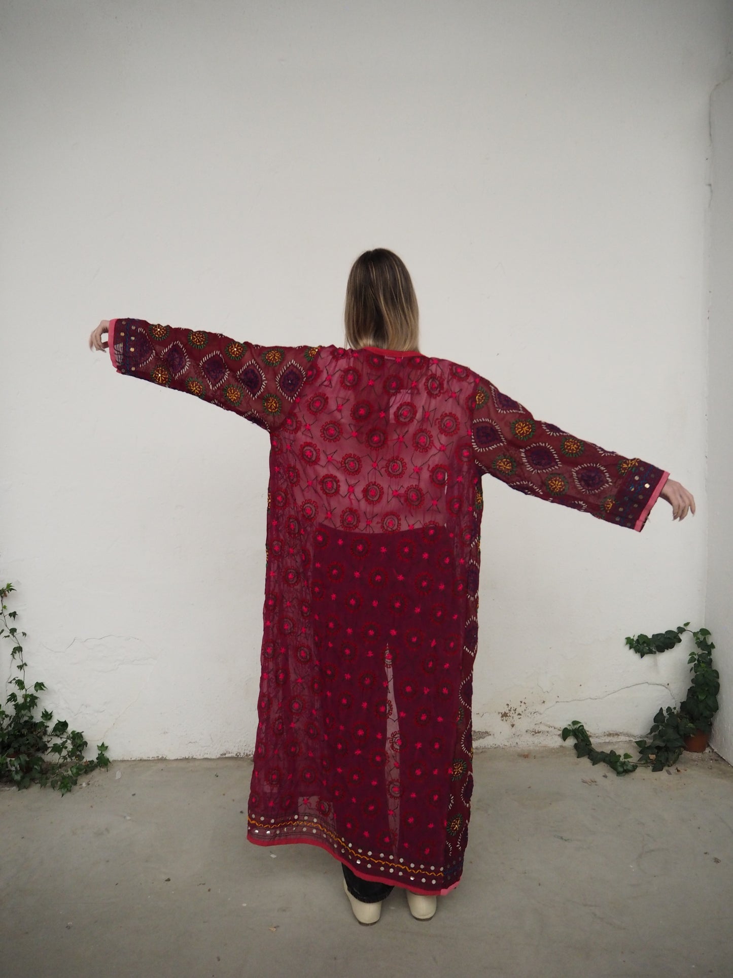 Kimono Granate con Espejos Largo