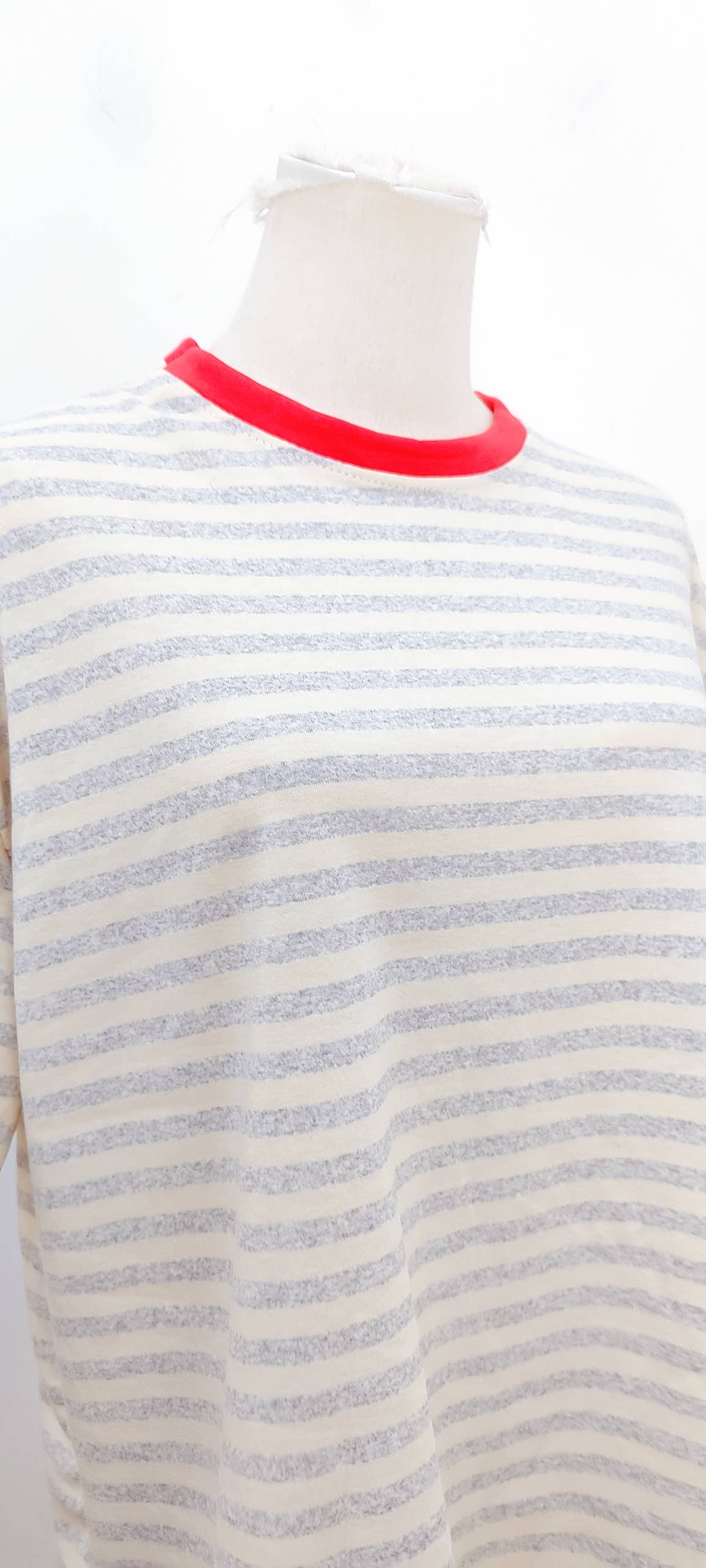 Camiseta de rayas de manga corta rosa claro