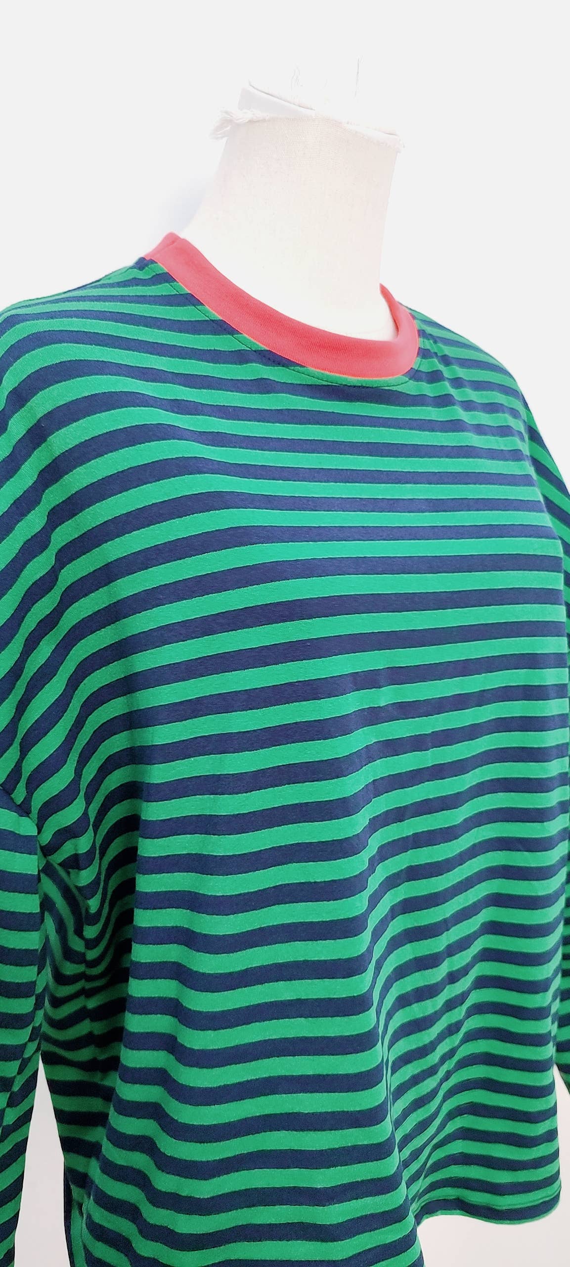 Camiseta de manga larga burdeos y violeta