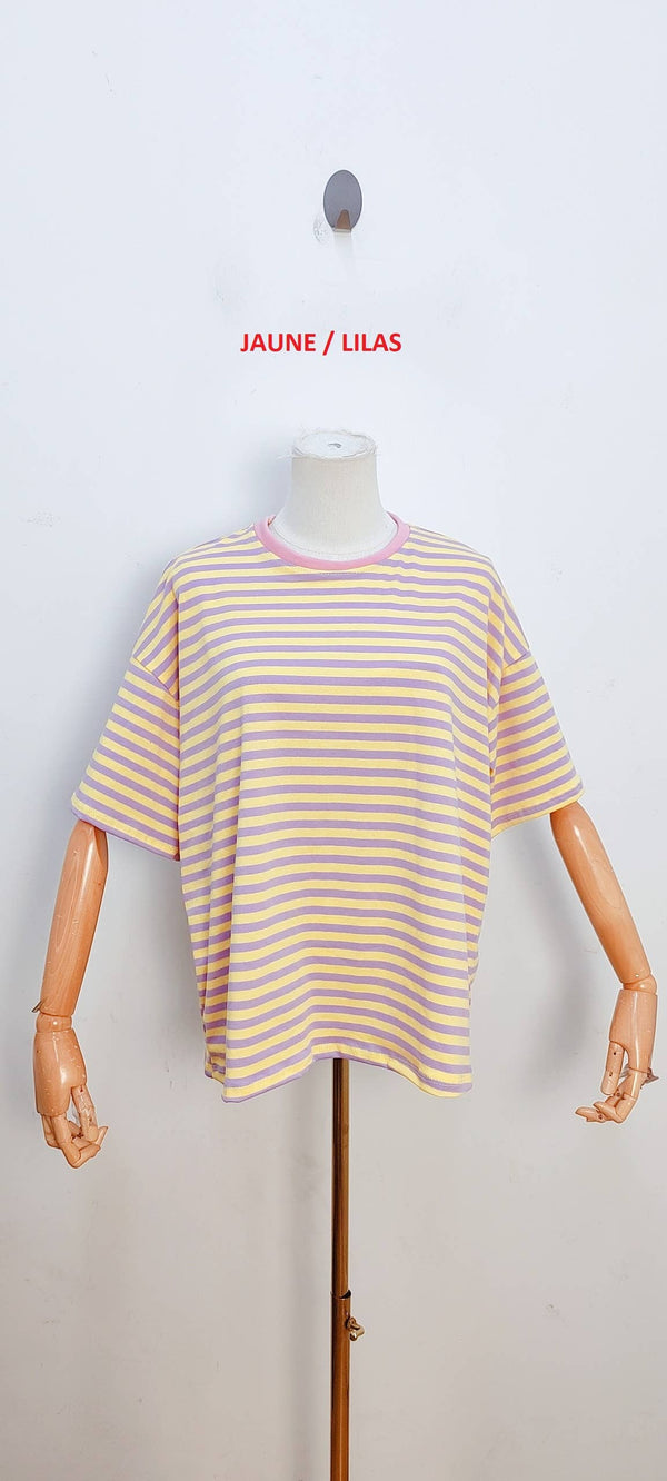 Camiseta de rayas de manga corta amarillo y lila