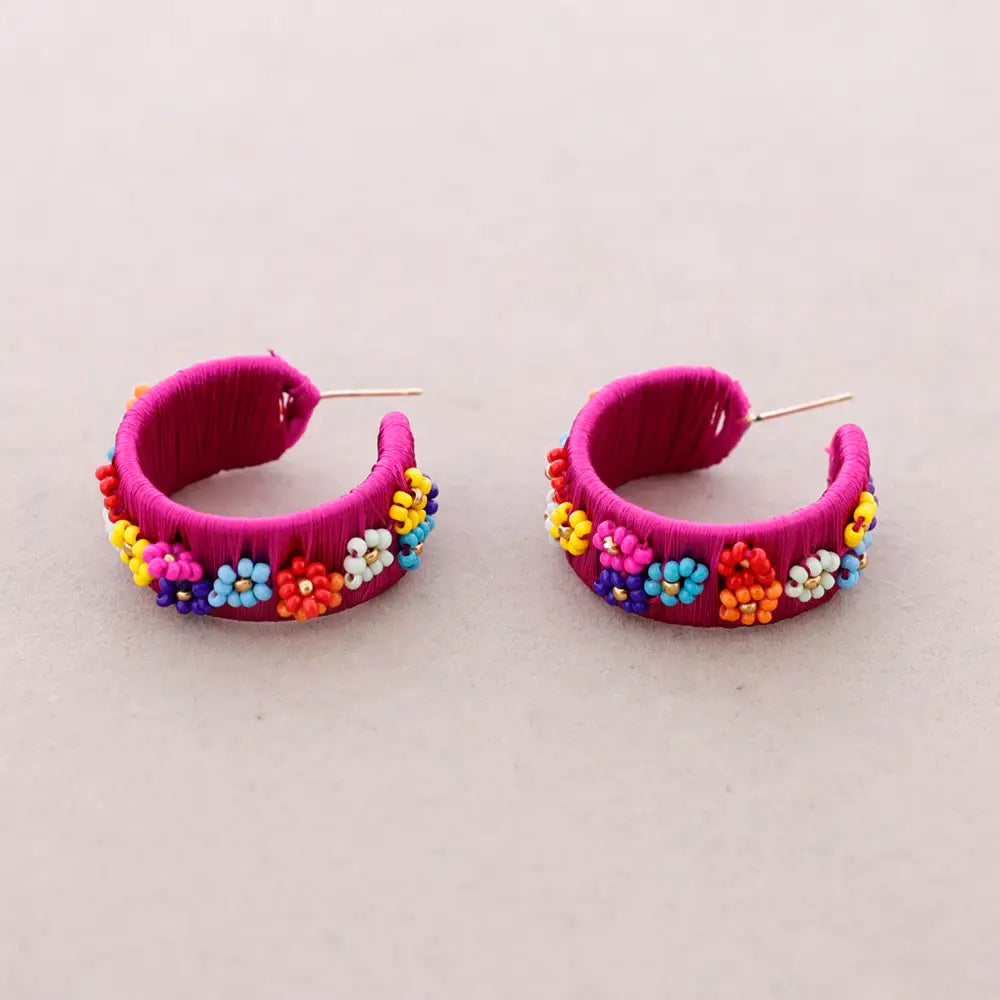 Pendientes Hilo Flores Cuentas Fucsia
