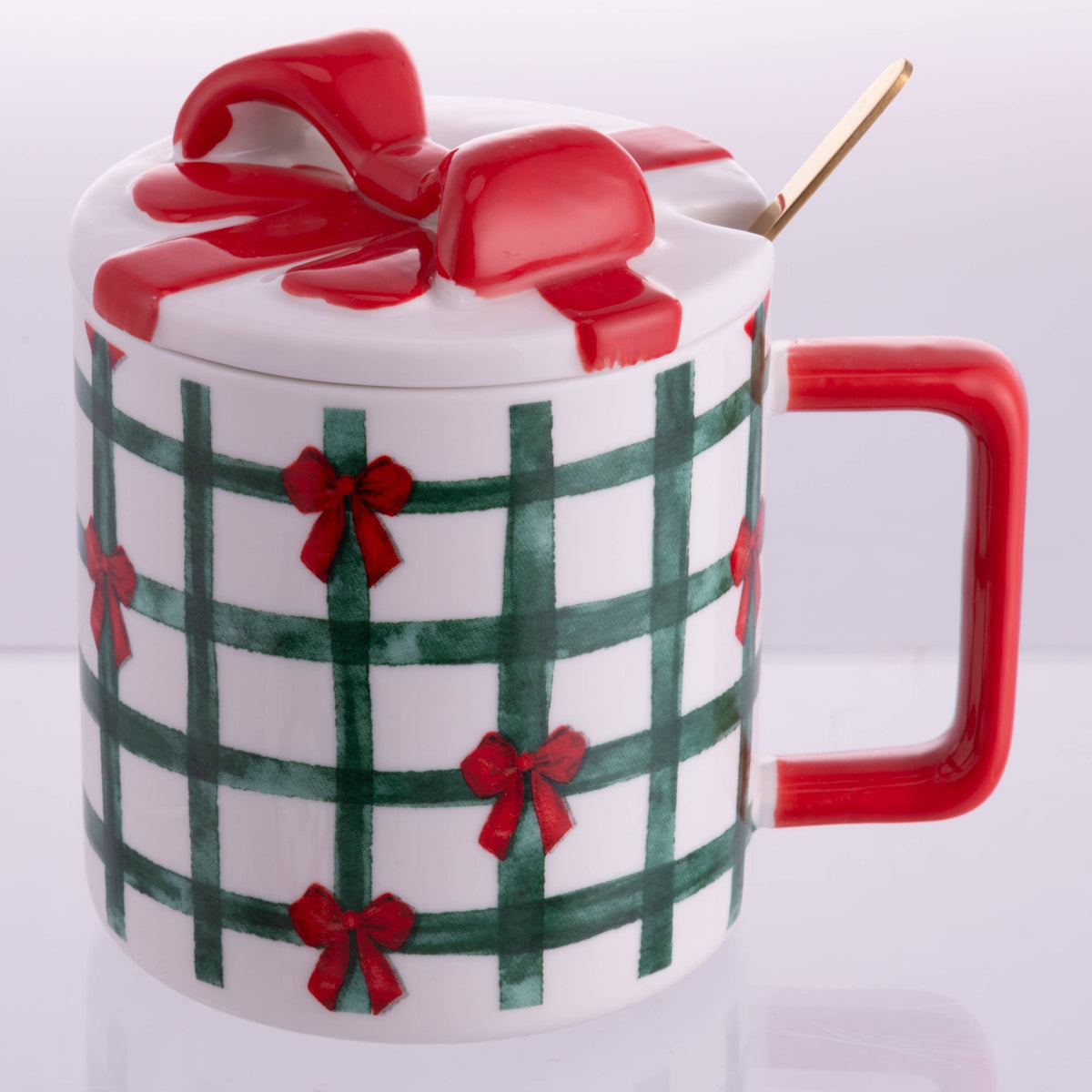 Taza Cuadros Verdes y Blancos Lazo Rojo