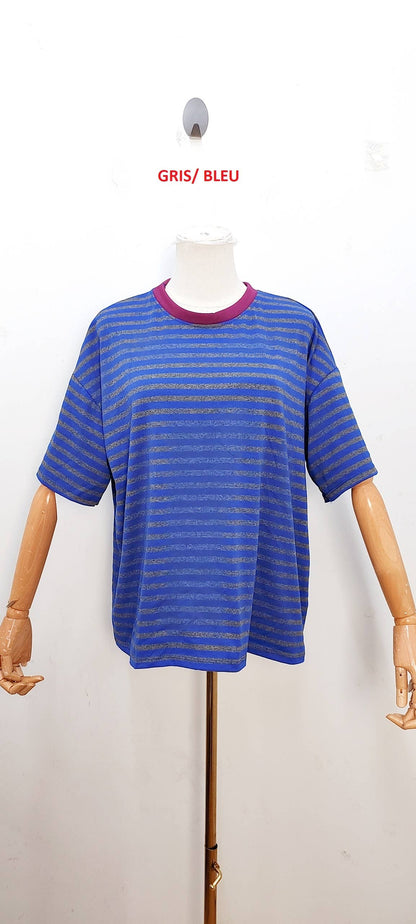 Camiseta de rayas de manga corta violeta