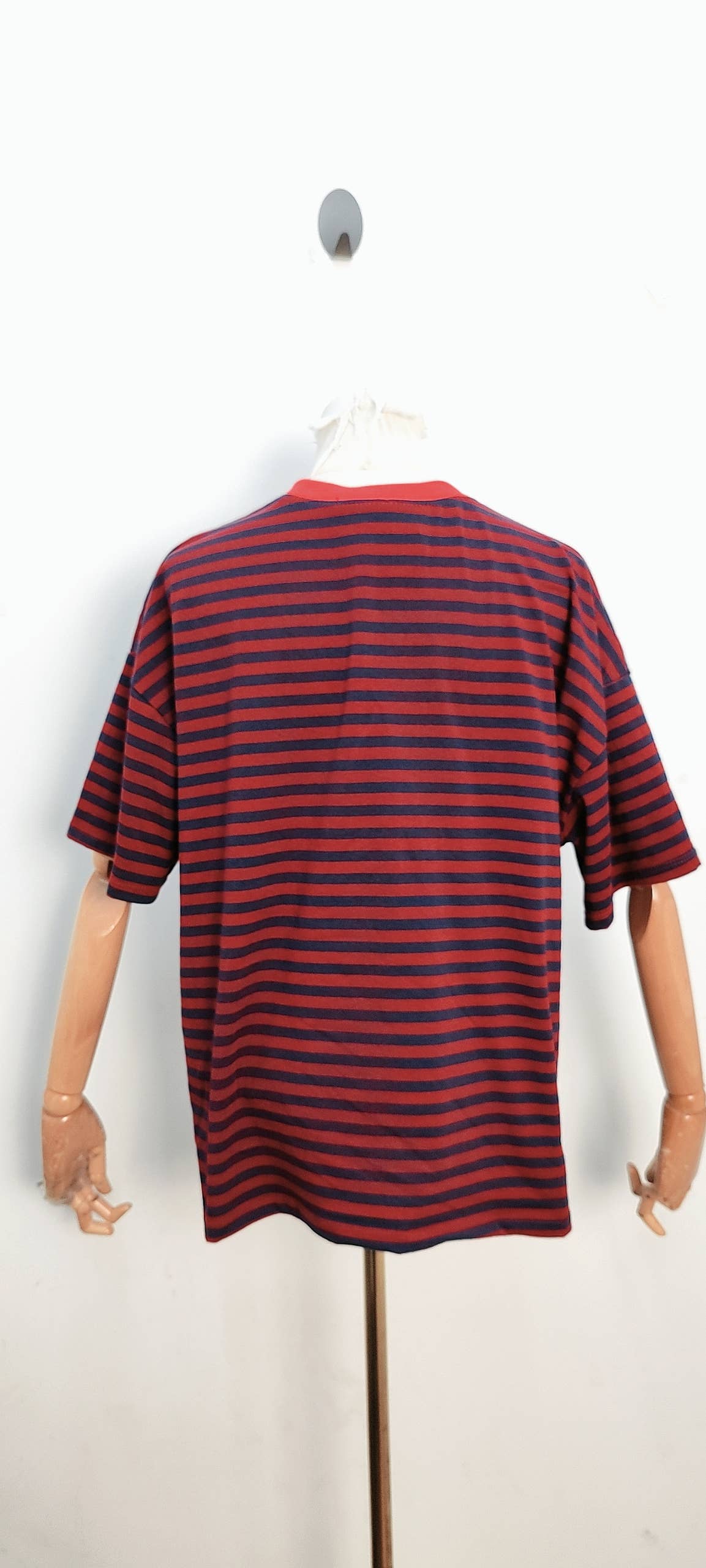Camiseta de rayas de manga corta rojo