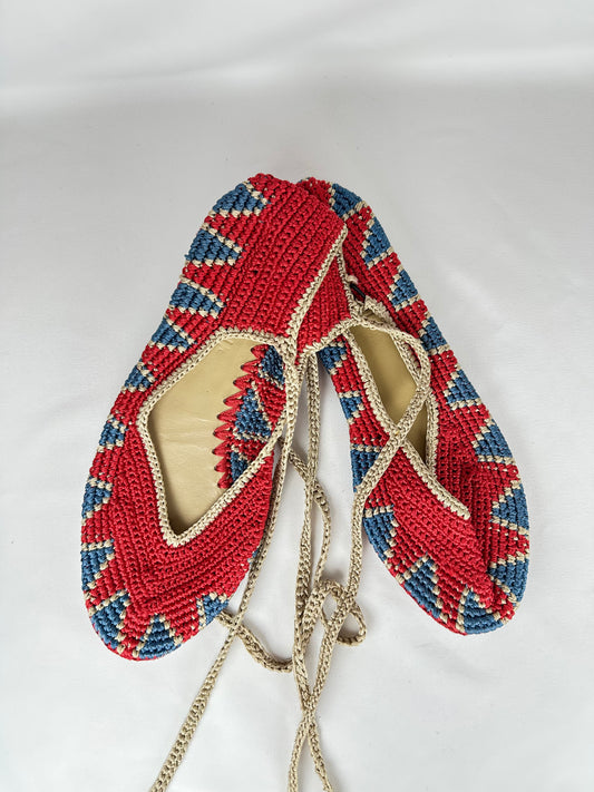 Bailarina de Crochet Rojo y Azul Talla 39