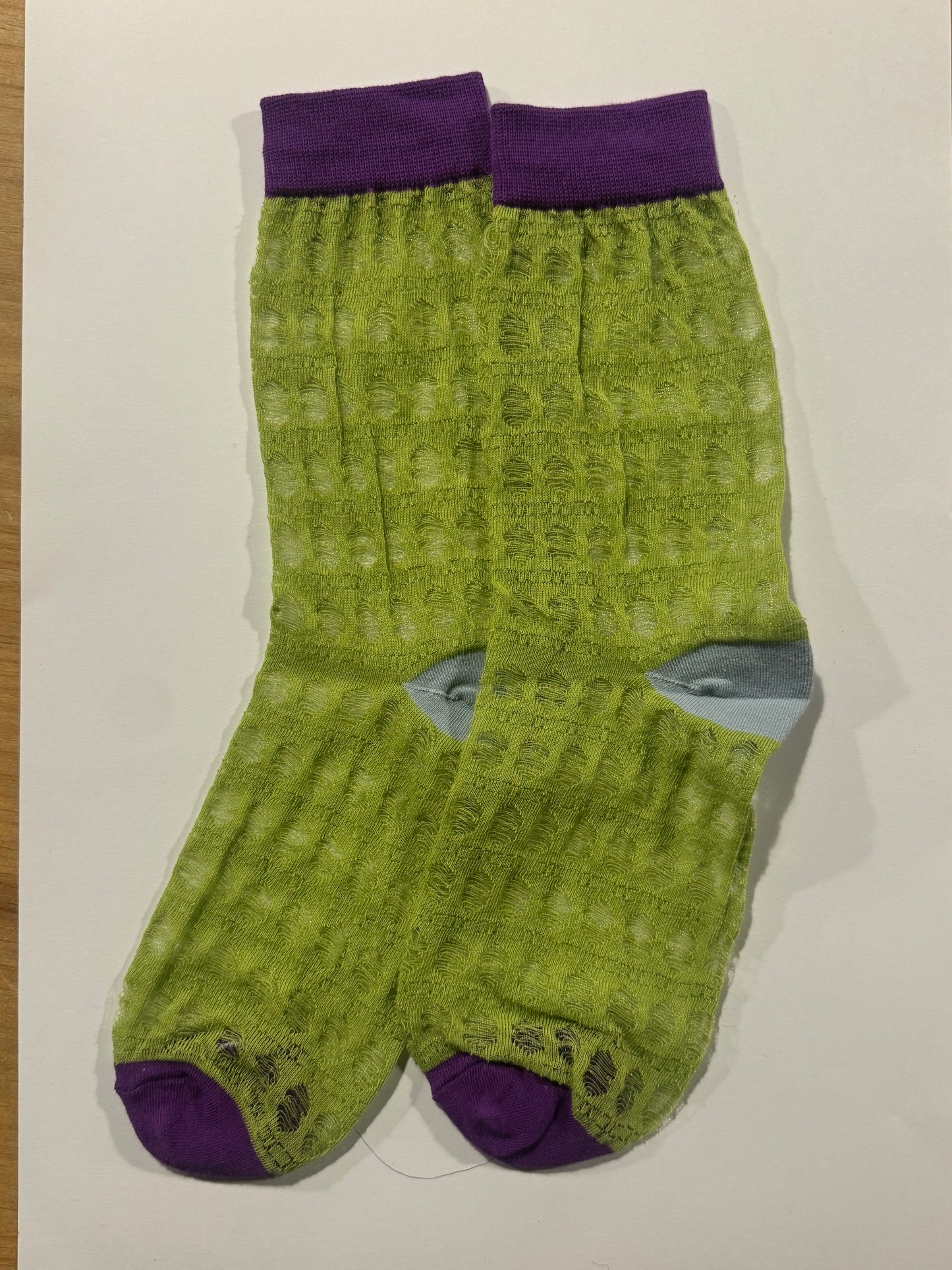 Media Transparente Verde con Morado