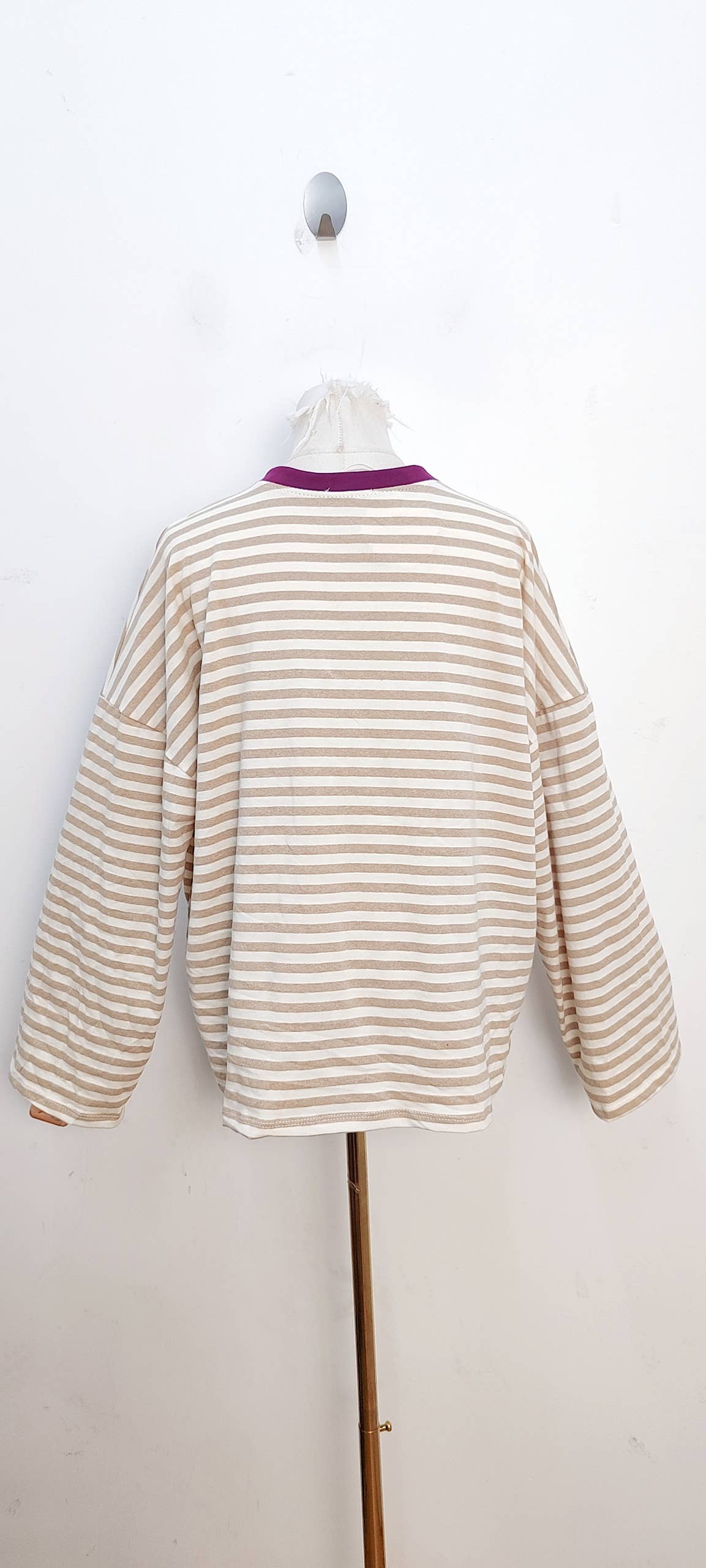 Camiseta de manga larga burdeos y violeta