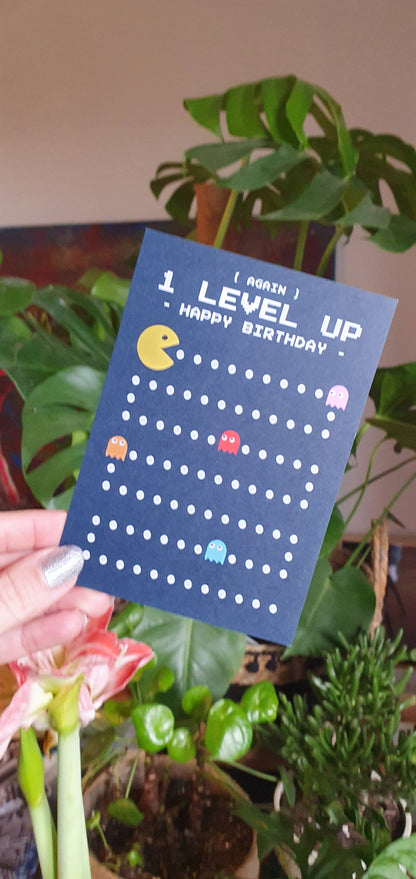 Tarjeta de cumpleaños Pac Man: sube de nivel