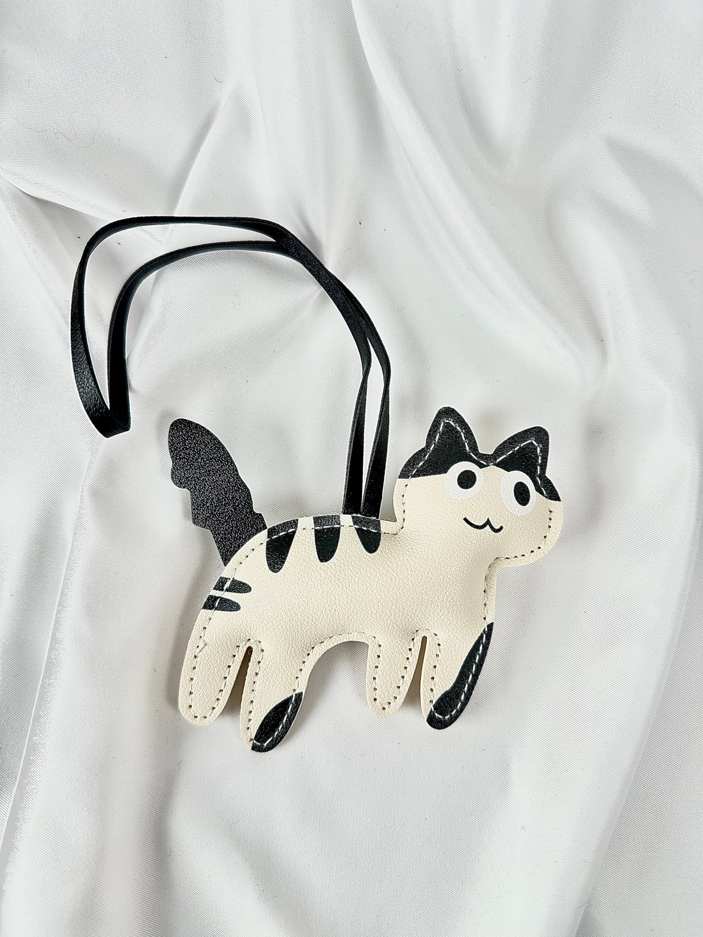 Llavero Charm Gato Blanco