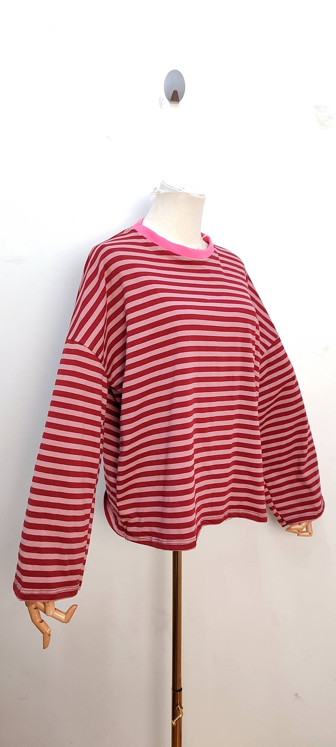 Camiseta de manga larga burdeos y violeta