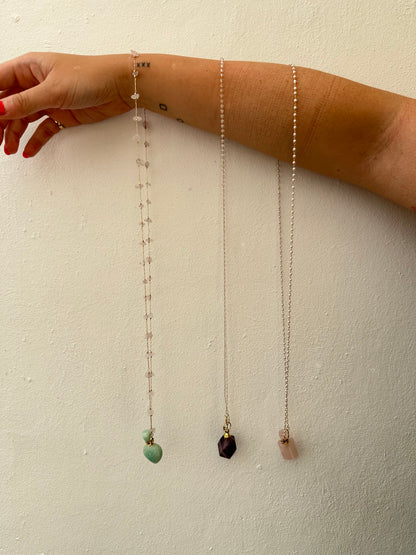 Collar Perfumero Cuarzo Rosa Cadena Perlitas