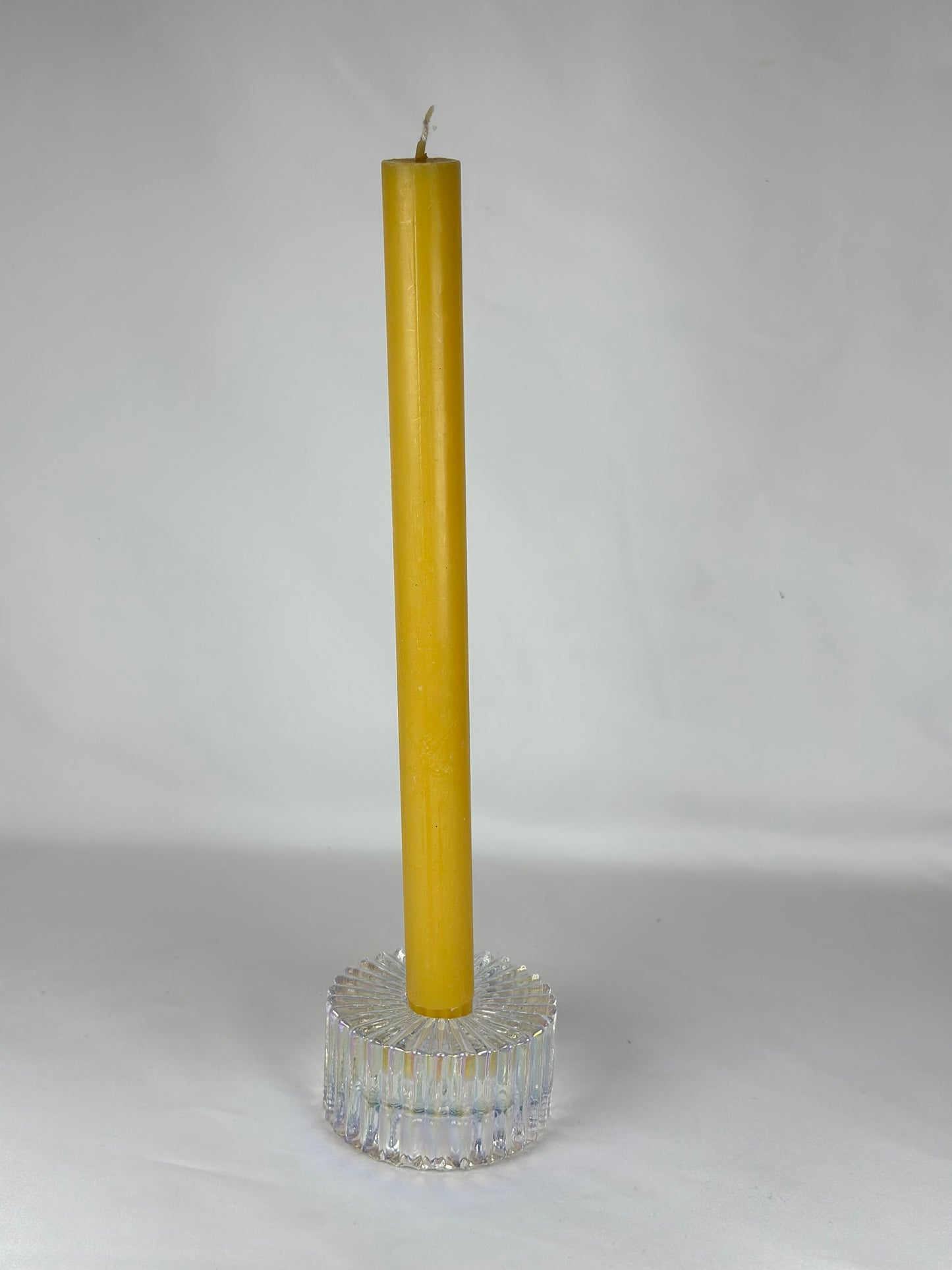 Vela de Candelabro Lisa Amarilla Oscuro