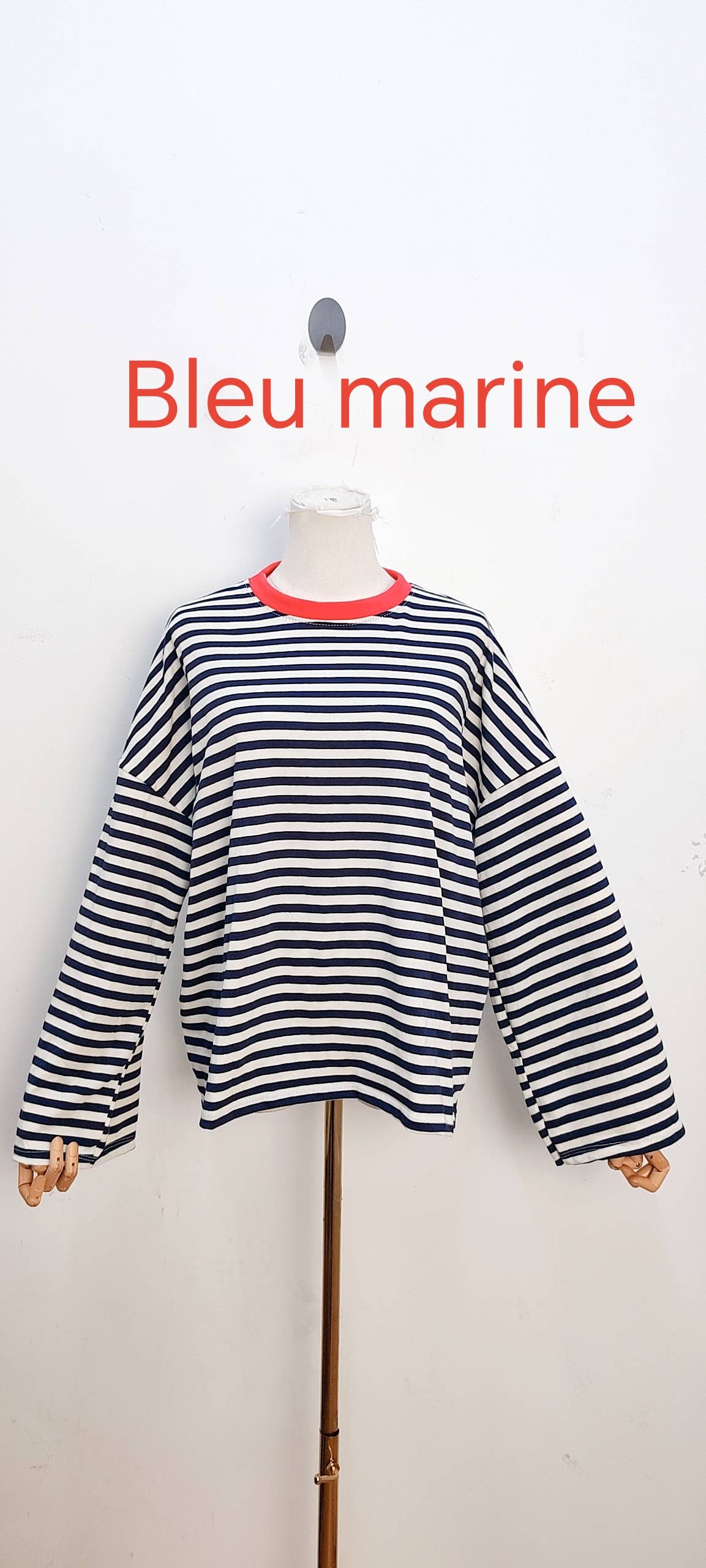 Camiseta de manga larga burdeos y violeta