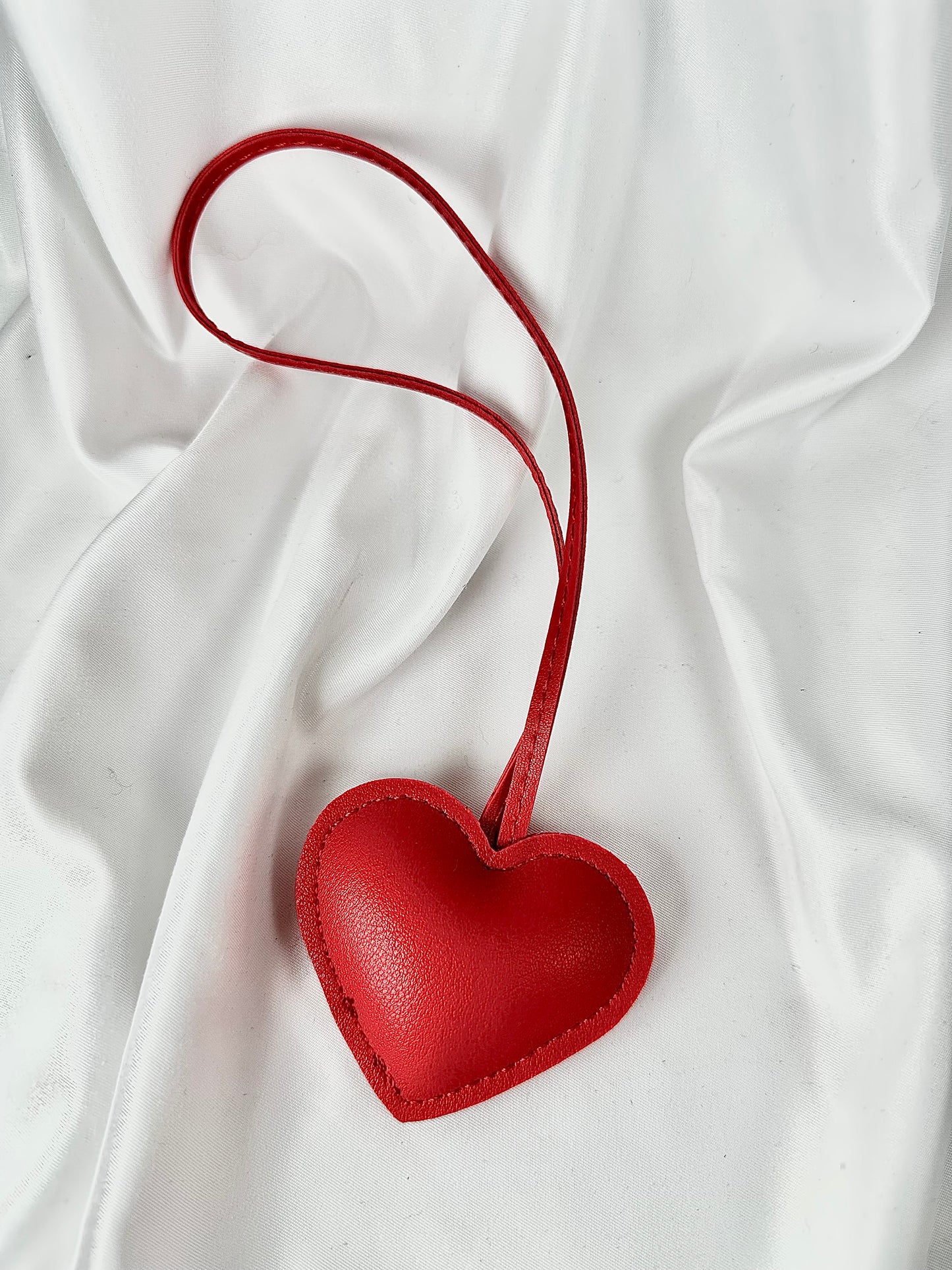 Llavero Charm Corazón Rojo