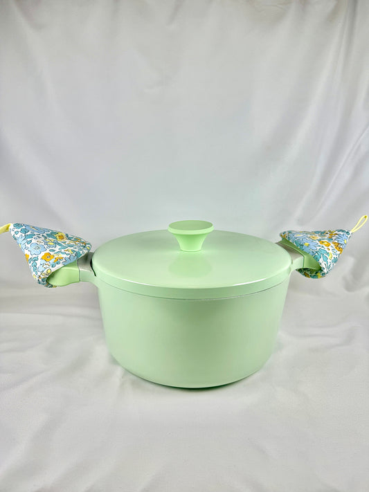 Agarra Ollas Sombrero Flores Liberty Para Sujetar Tapar Olla o Cazuela