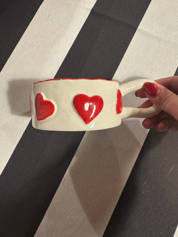 Taza Blanco Corazones Rojos