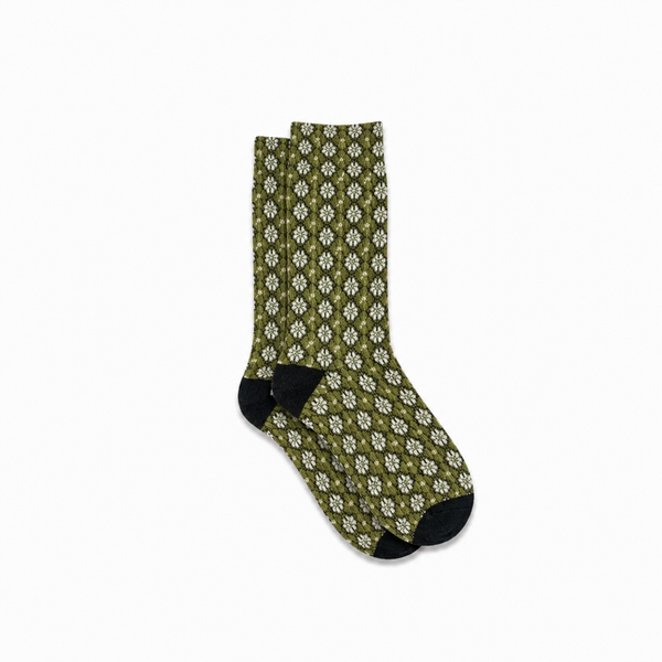 Calcetines Mujer Flores Fruncidas Bordadas Verdes Blancas Puntera Negra