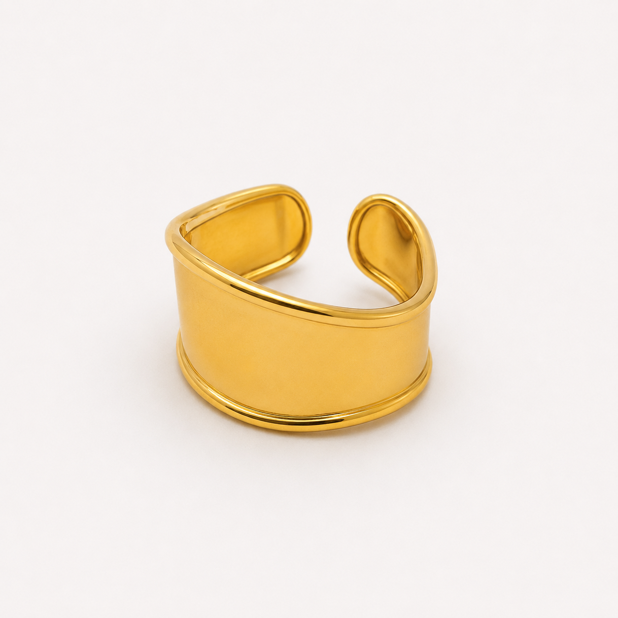 Anillo Dorado Ancho Efecto Servilletero