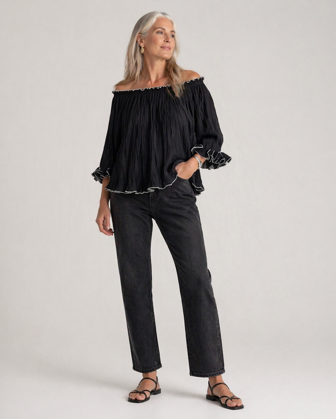 Blusa Plisada Fruncida Volantes Negra