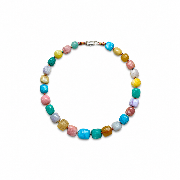 Collar con Piedras de Colores Caramelo