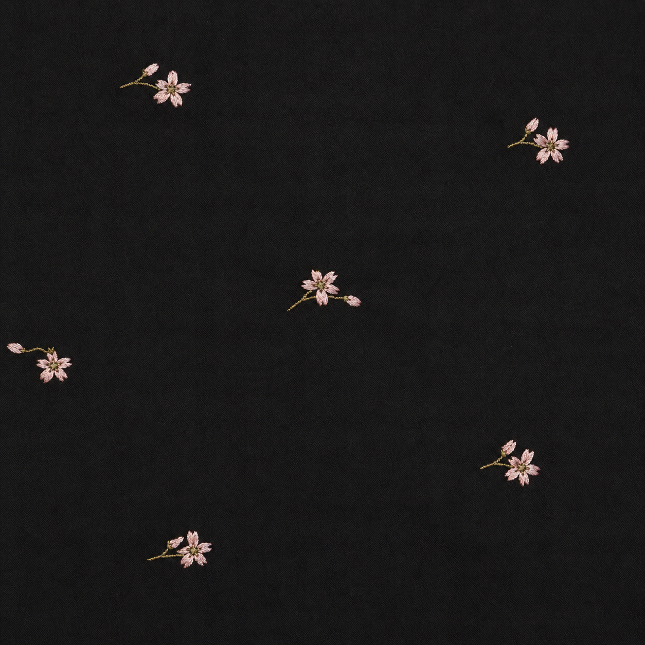 Vestido Camisero Negro con Flores