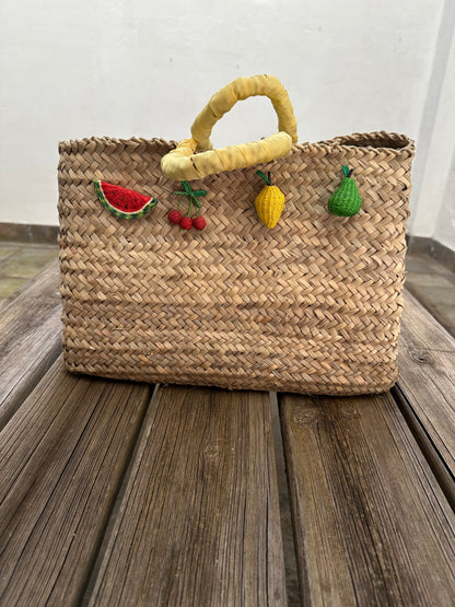 Bolso Capazo con Frutas Mimbre Asa Amarilla