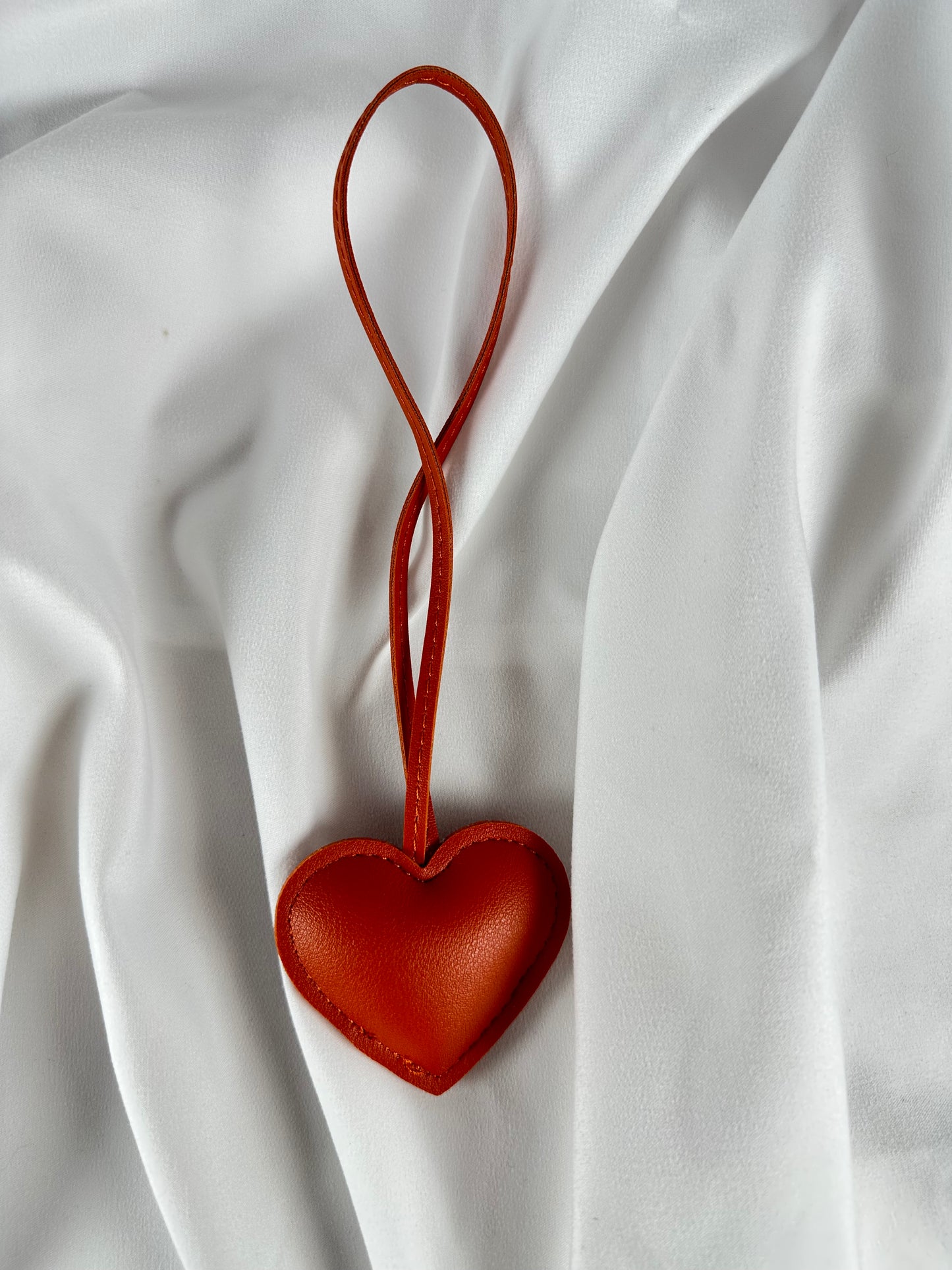 Llavero Charm Corazón Naranja