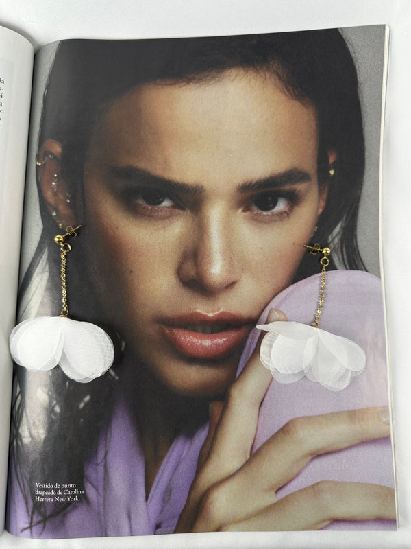 Pendientes Flor Colgando Tela Blanco