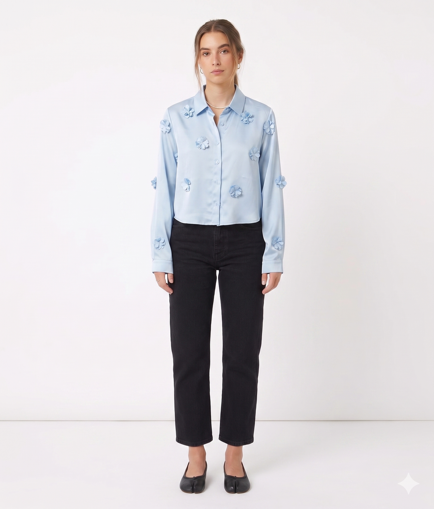 Blusa Azul Tacto Seda Flores Incrustadas