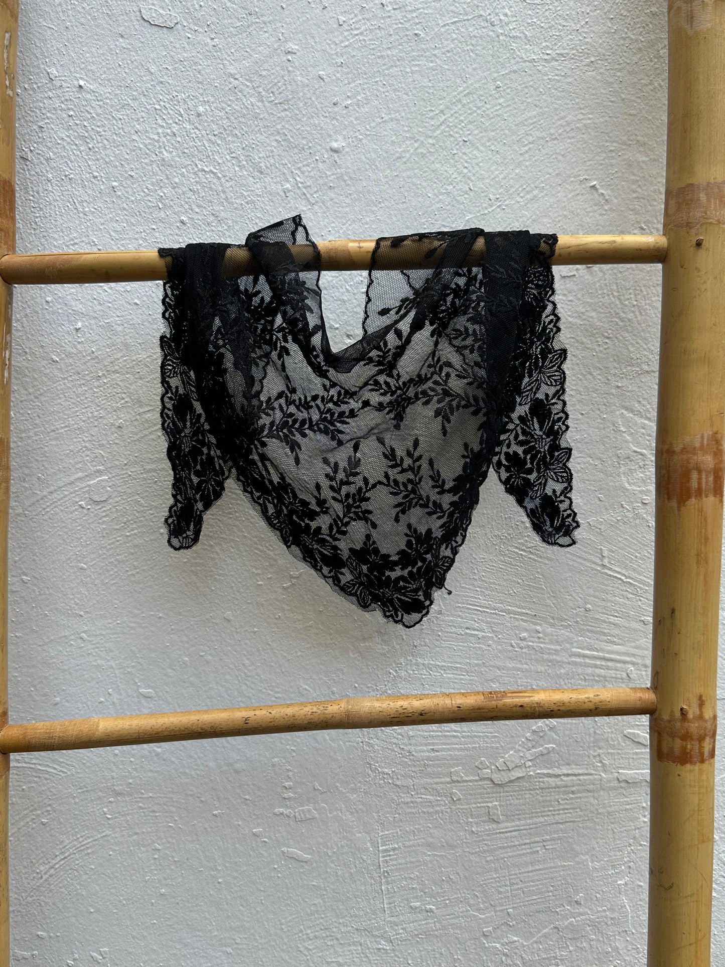 Pañuelo Bandana Encaje Negro